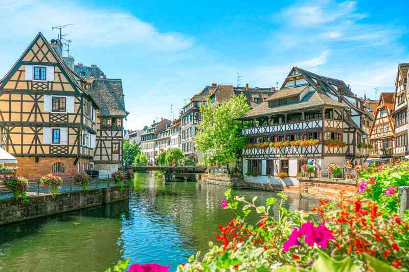 Khung cảnh vừa cổ điển vừa lãng mạn của Strasbourg
